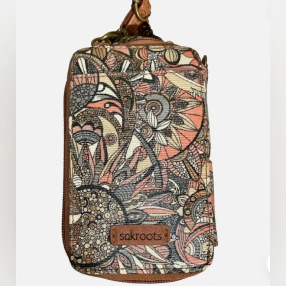 Sakroots Salinas Smartphone Crossbody Wallet Purse Sienna Spirit Desert - Picture 2 of 6